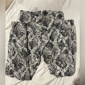 VS Pink Snakeskin Leggings